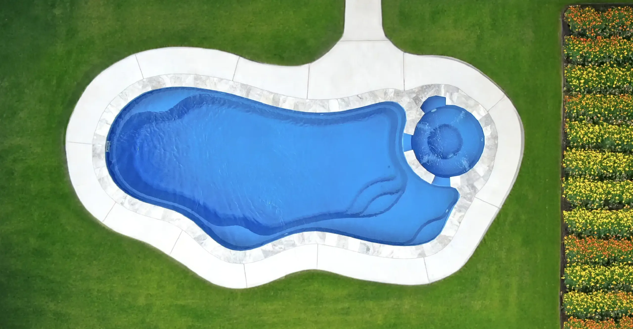 The Serene Backyard Fiberglass Pool Design